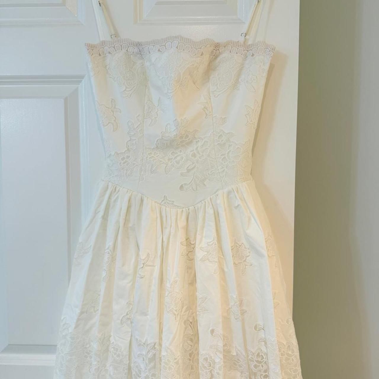 House Of Cb Chloe White Custom Lace Cotton Midi Sundress Size Large Cup A/C Nwot — image 5 of 7